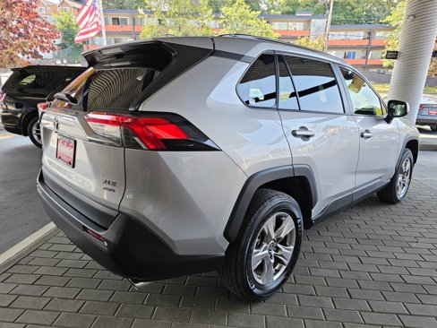 Used 2023 Toyota RAV4 XLE w/ Convenience Package image 5