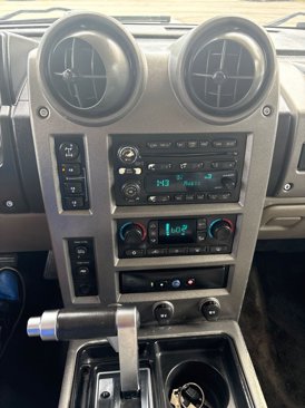 Used 2003 HUMMER H2 Luxury w/ Preferred Equipment Group image 35