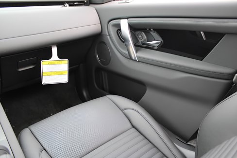Certified 2025 Land Rover Discovery Sport S image 19