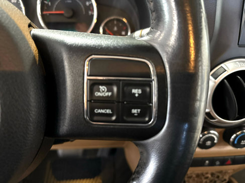 Used 2015 Jeep Wrangler Unlimited Rubicon w/ Max Tow Package image 14