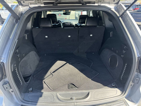 Used 2020 Jeep Grand Cherokee Altitude image 23