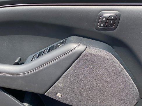 Certified 2023 Ford Mustang Mach-E Premium image 21