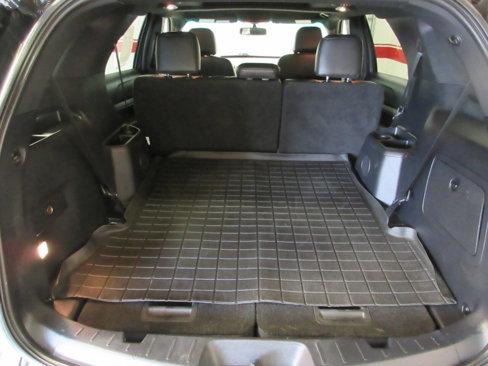 Used 2017 Ford Explorer XLT w/ Equipment Group 202A image 24