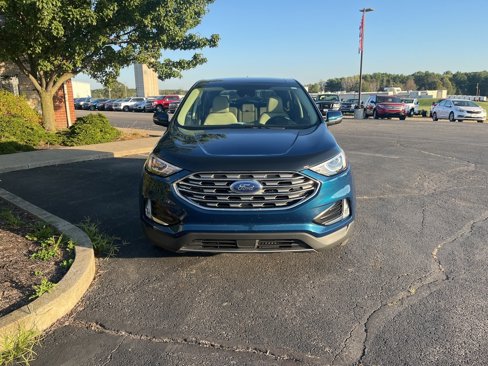 Used 2020 Ford Edge SEL w/ Convenience Package image 2