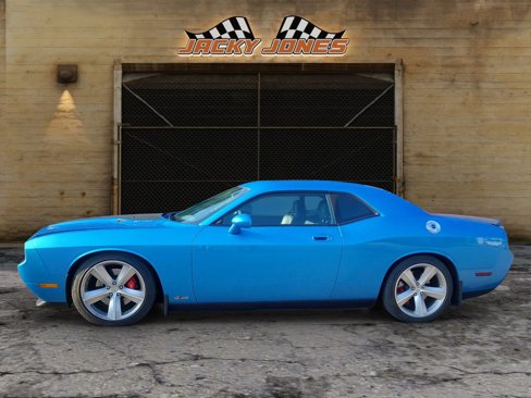 Used 2010 Dodge Challenger SRT8 w/ SRT Option Group II image 2