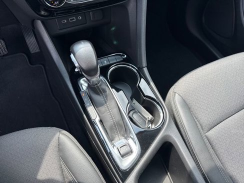 Used 2023 Buick Encore GX Select w/ Sport Touring Package image 22