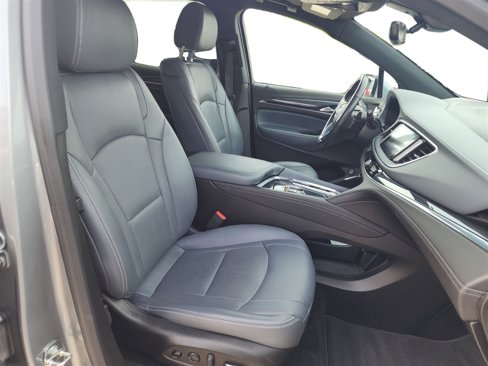 Used 2023 Buick Enclave Premium image 44