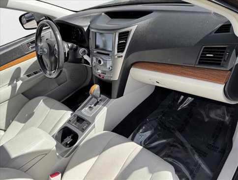 Used 2013 Subaru Outback 2.5i Limited image 21