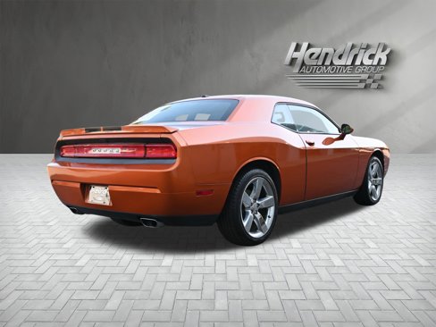 Used 2011 Dodge Challenger image 9