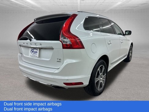 Used 2015 Volvo XC60 T6 Platinum image 12