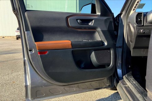 Used 2021 Ford Bronco Sport Outer Banks w/ Outer Banks Package image 21