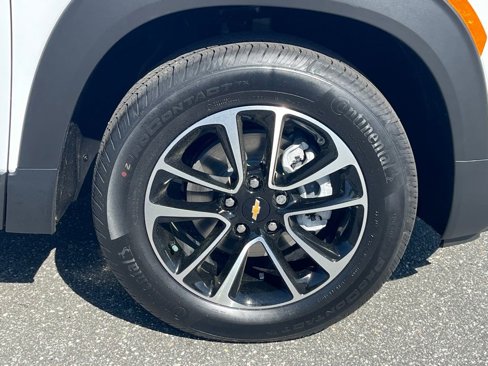 New 2025 Chevrolet TrailBlazer LT w/ LPO, Blackout Package image 12