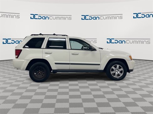 Used 2008 Jeep Grand Cherokee Laredo w/ Sun/Sound Group image 9