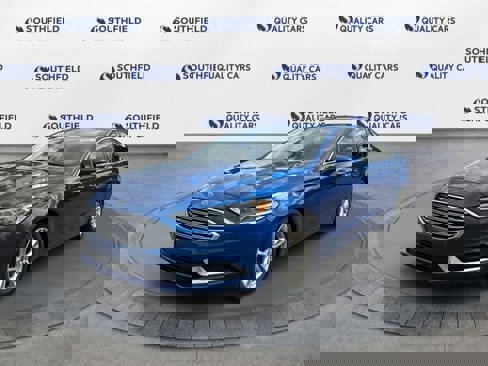 Used 2018 Ford Fusion SE w/ Fusion SE Technology Package image 2