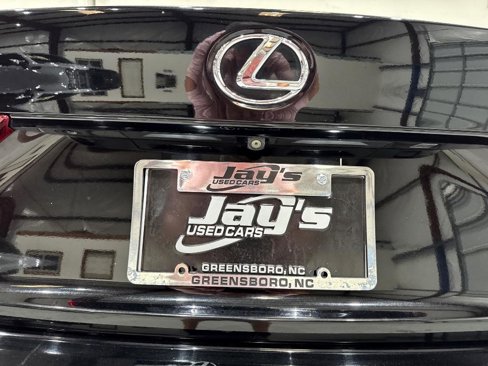 Used 2016 Lexus IS 200t image 70