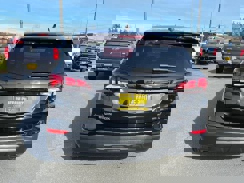 Used 2023 Chevrolet Equinox LT image 6