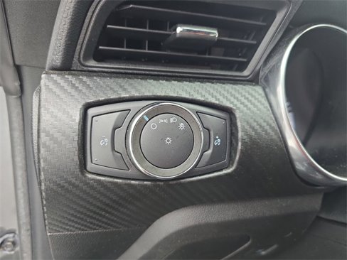 Used 2020 Ford Mustang Coupe image 23
