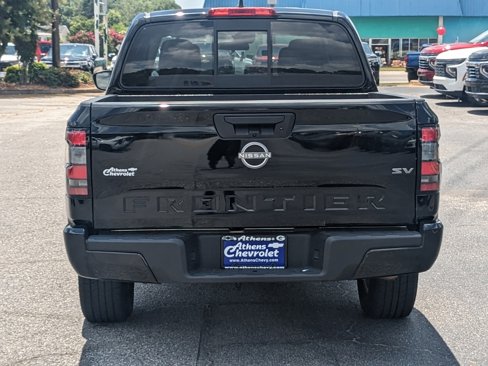 Used 2022 Nissan Frontier SV image 5