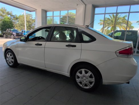 Used 2008 Ford Focus S image 10