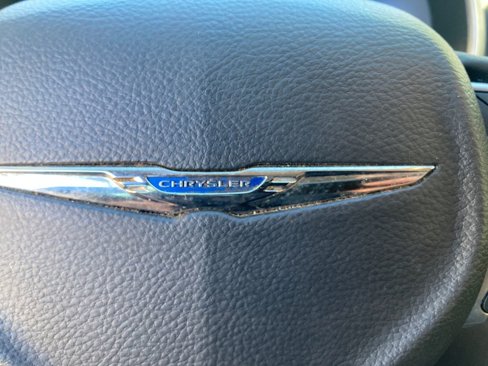 Used 2015 Chrysler 200 Limited w/ Spring Special Group image 29