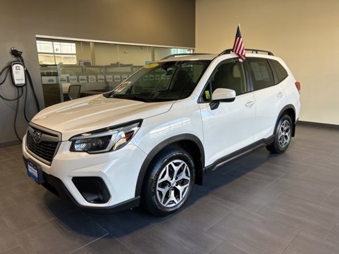 Used 2021 Subaru Forester Premium image 19