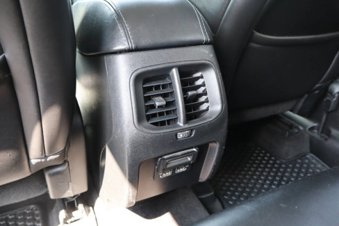 Used 2019 Jeep Cherokee Latitude Plus w/ Cold Weather Group image 19