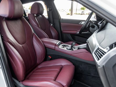 Used 2022 BMW X6 xDrive40i w/ M Sport Package image 42