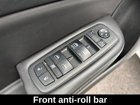 Used 2015 Chrysler 200 S image 18