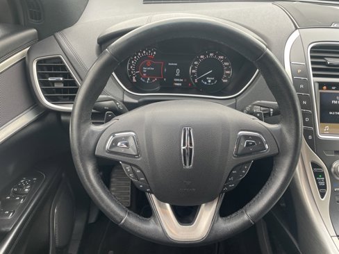 Used 2017 Lincoln MKX Premiere image 20