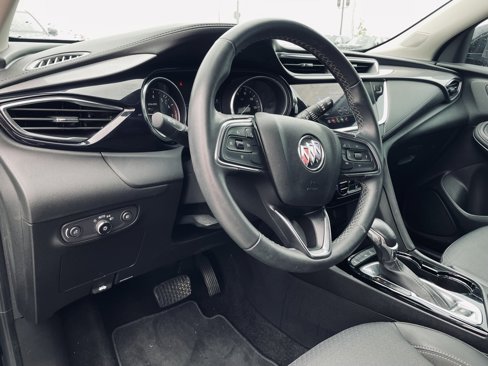Used 2022 Buick Encore GX Select w/ Sport Touring Package image 9