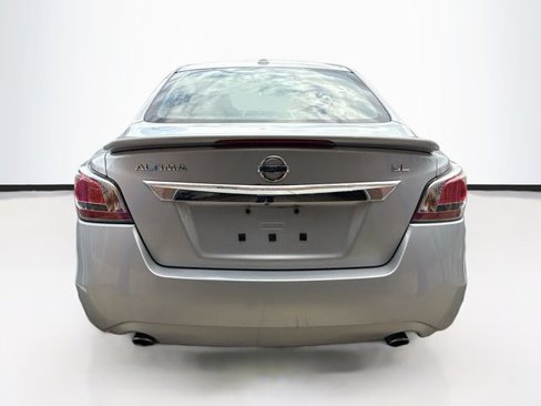 Used 2015 Nissan Altima 2.5 SL w/ Technology Package image 7