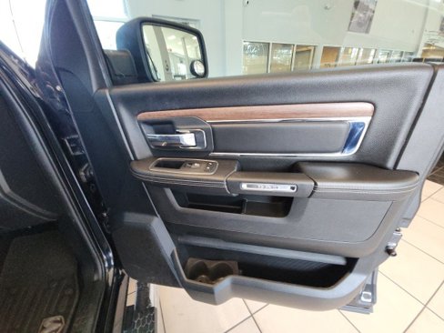 Used 2018 RAM 1500 Laramie w/ Convenience Group image 33