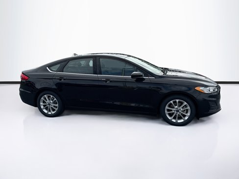 Certified 2019 Ford Fusion SE image 8