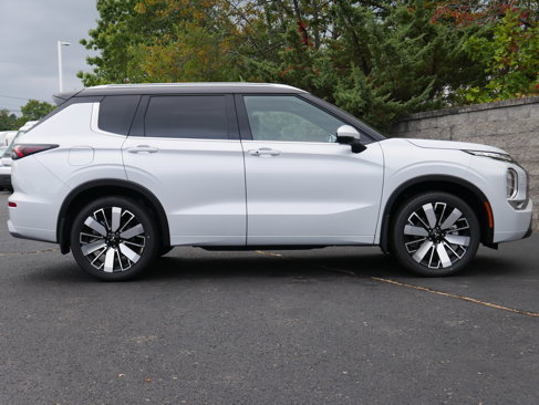 New 2025 Mitsubishi Outlander SEL image 8