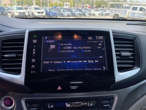 Used 2016 Honda Pilot EX image 18