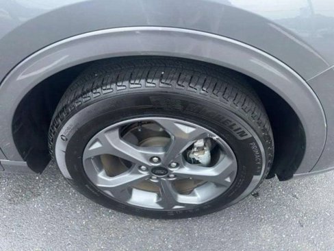 Used 2024 Ford Escape ST-Line image 19