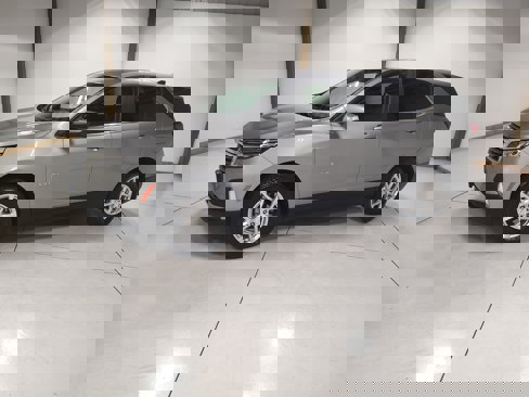 Used 2024 Chevrolet Equinox LT image 4