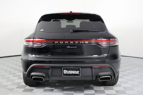 New 2025 Porsche Macan image 6
