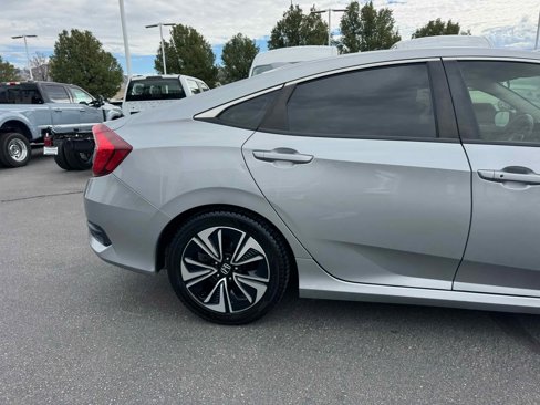 Used 2018 Honda Civic EX-T image 8