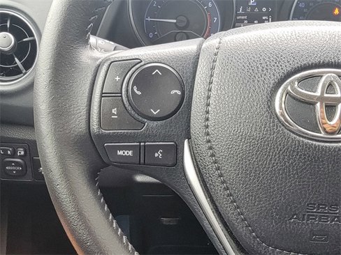 Used 2017 Toyota Corolla iM image 31