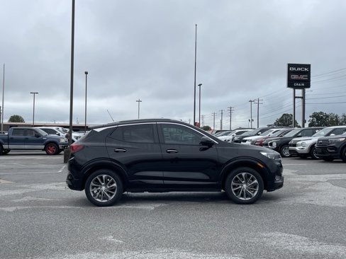 Used 2022 Buick Encore GX Select w/ Sport Touring Package image 8