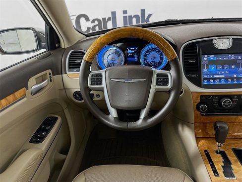 Used 2013 Chrysler 300 C image 22
