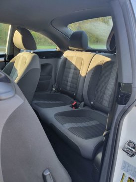 Used 2013 Volkswagen Beetle 2.0T image 17