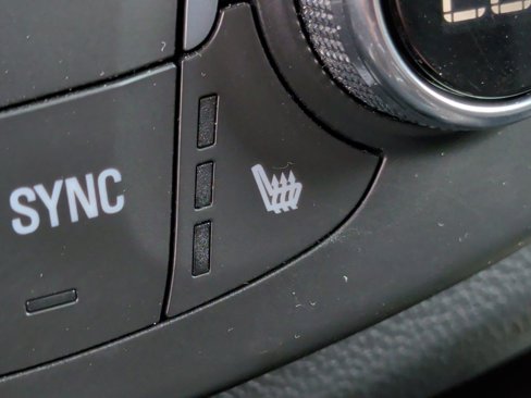 Used 2022 Chevrolet Traverse LT image 26