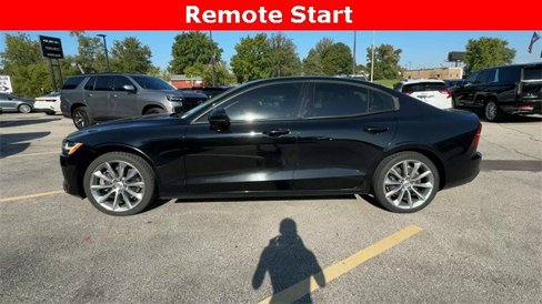 Used 2019 Volvo S60 T6 Momentum w/ Multimedia Package image 6