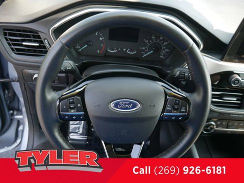 Used 2022 Ford Escape SE w/ Cold Weather Package image 29