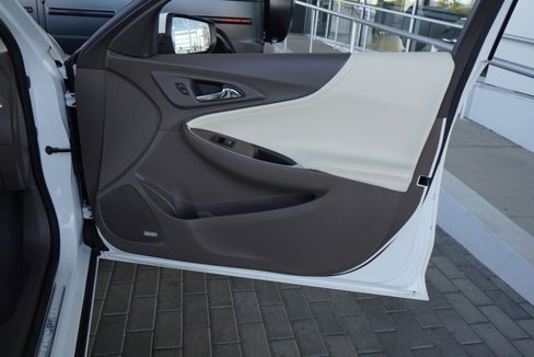 Used 2020 Chevrolet Malibu Premier image 14