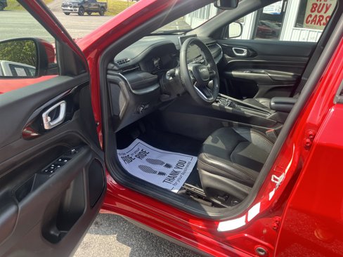 Used 2023 Jeep Compass Limited image 6