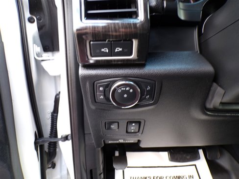 Used 2019 Ford F450 Lariat w/ Lariat Ultimate Package image 32