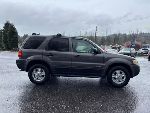 Used 2002 Ford Escape XLT image 8